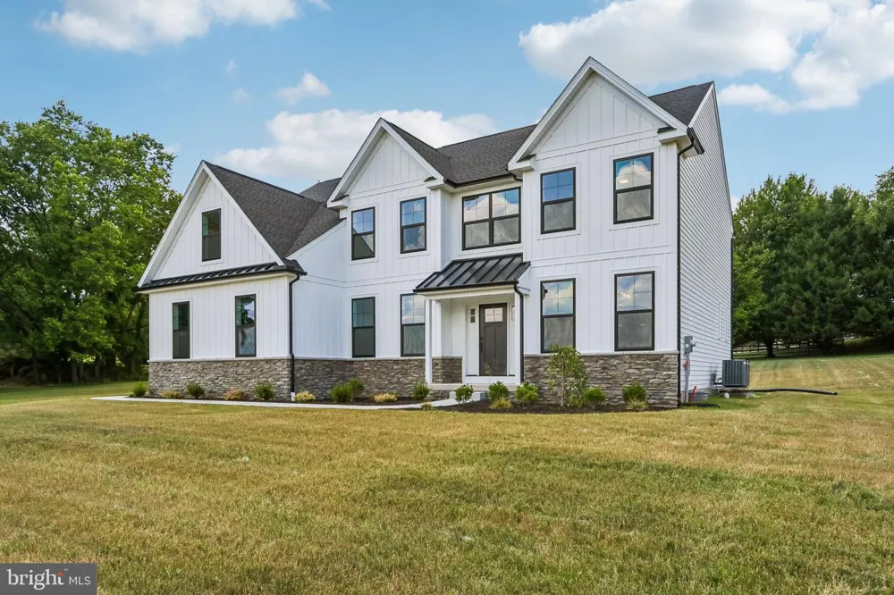 209 OLD STATE RD Royersford, PA 19468