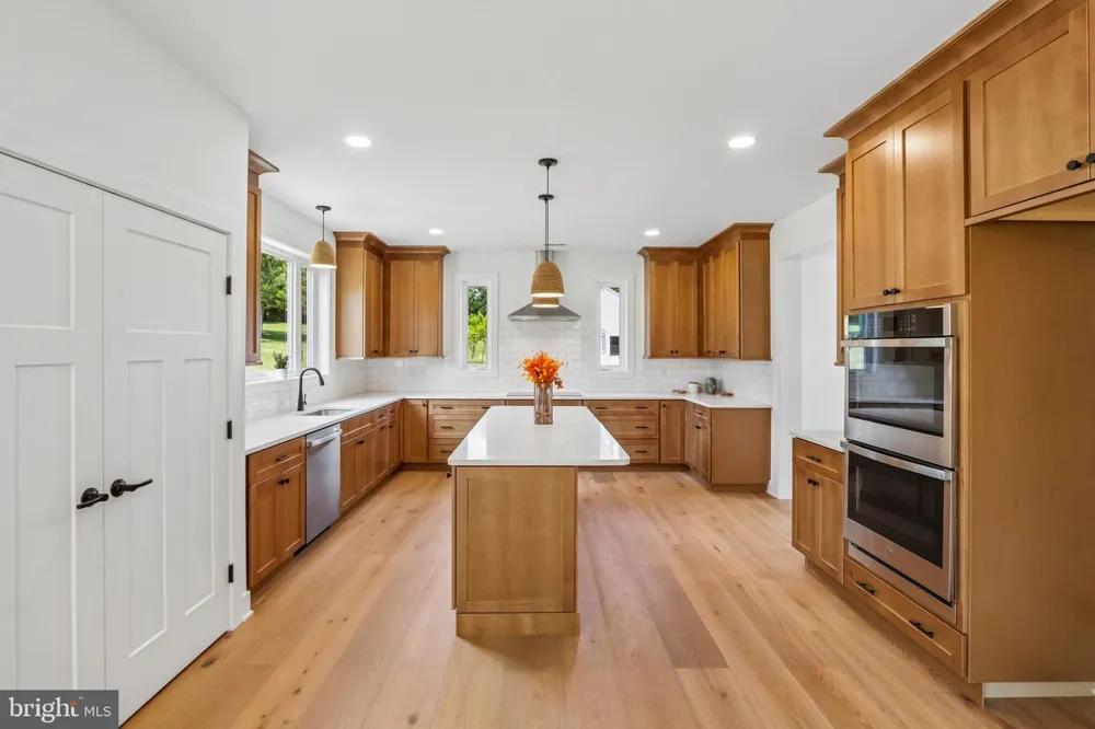 209 OLD STATE RD Royersford, PA 19468