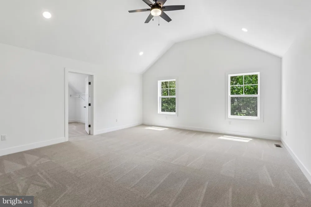 209 OLD STATE RD Royersford, PA 19468