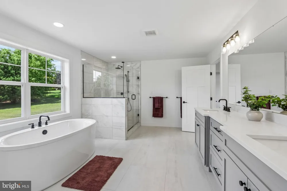 209 OLD STATE RD Royersford, PA 19468