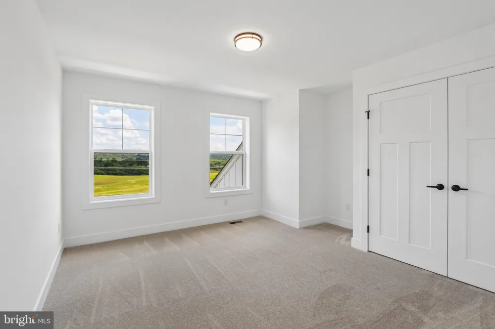 209 OLD STATE RD Royersford, PA 19468
