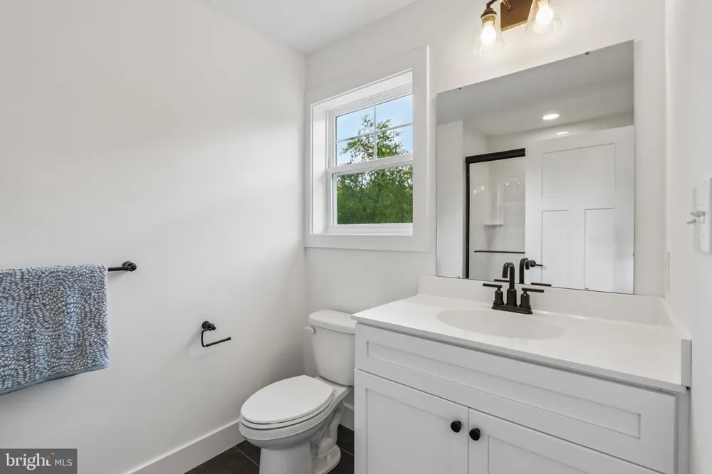 209 OLD STATE RD Royersford, PA 19468