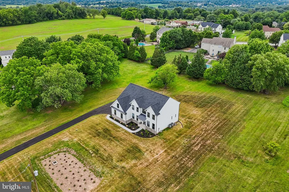 209 OLD STATE RD Royersford, PA 19468