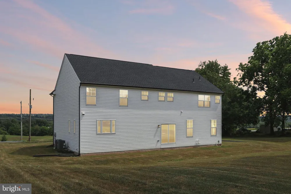 209 OLD STATE RD Royersford, PA 19468