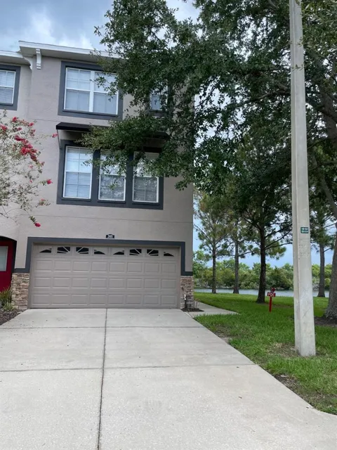 2401 LEXINGTON OAK DRIVE