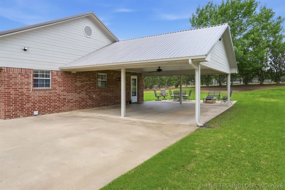 11305 Timber Oak Court Kingston, OK 73439