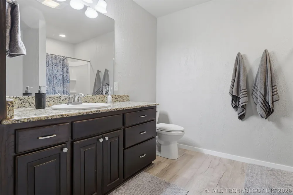 11305 Timber Oak Court Kingston, OK 73439