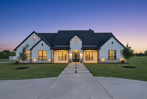 4790 Austin Circle
