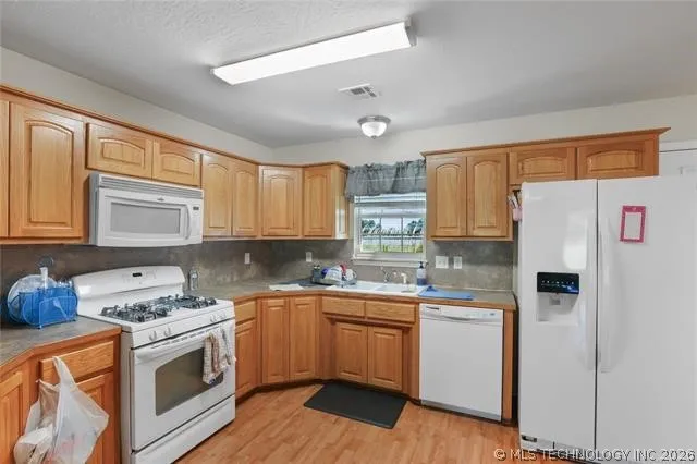 33696 S 640 ROAD Jay, OK 74346