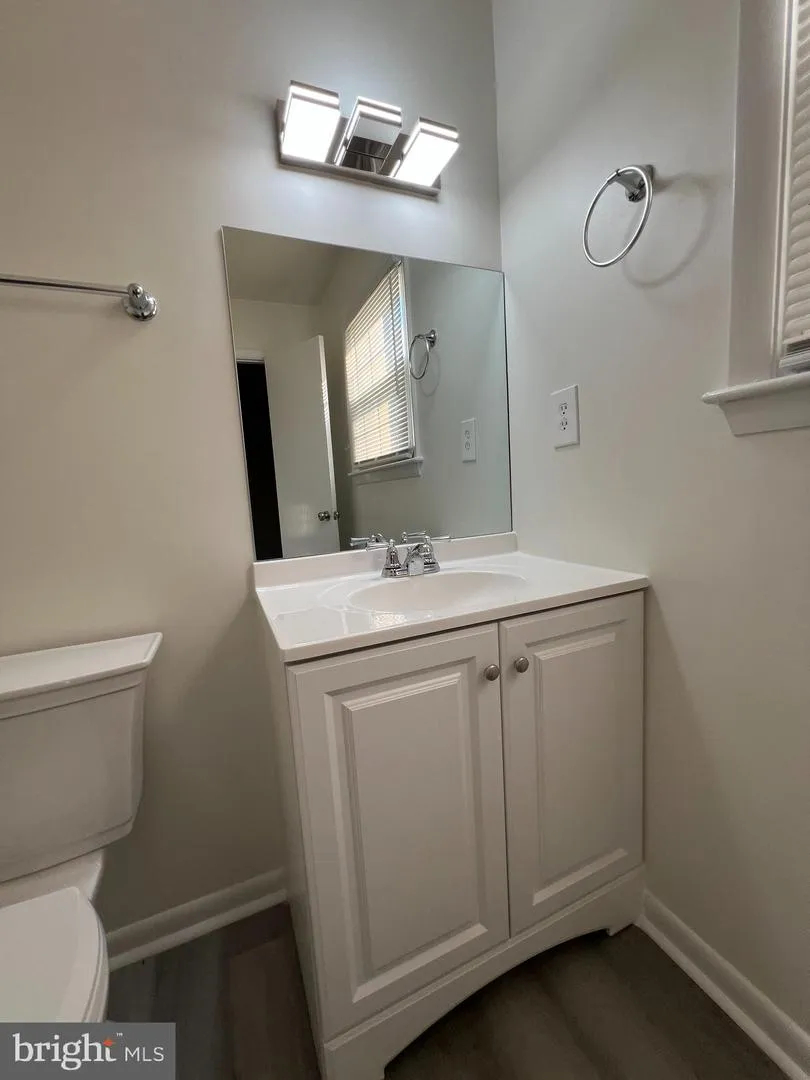 2112 PARAMONT AVENUE Chesapeake, VA 23320