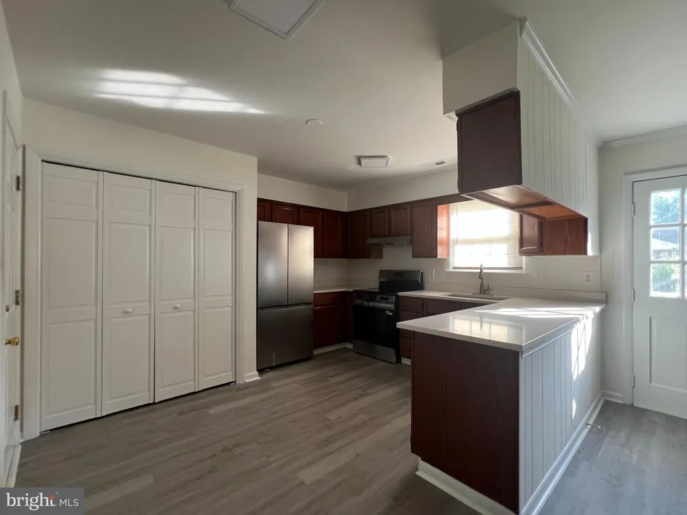 2112 PARAMONT AVENUE Chesapeake, VA 23320