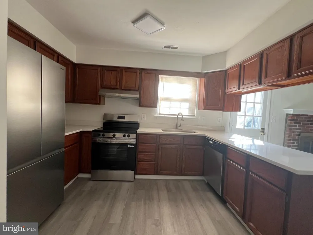 2112 PARAMONT AVENUE Chesapeake, VA 23320