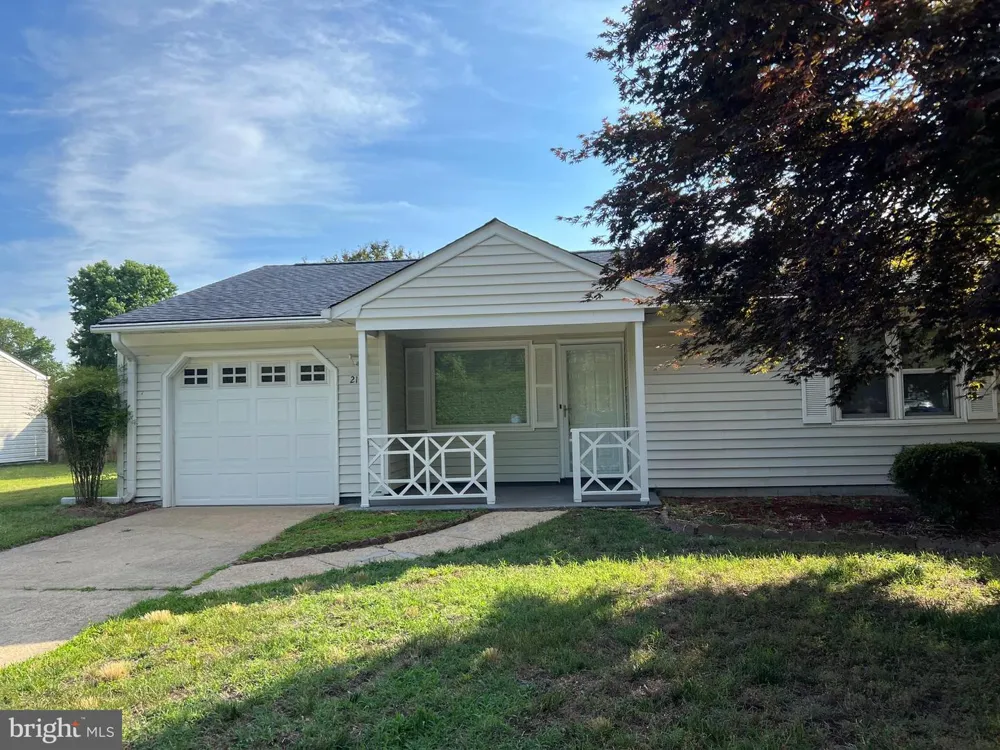 2112 PARAMONT AVENUE Chesapeake, VA 23320