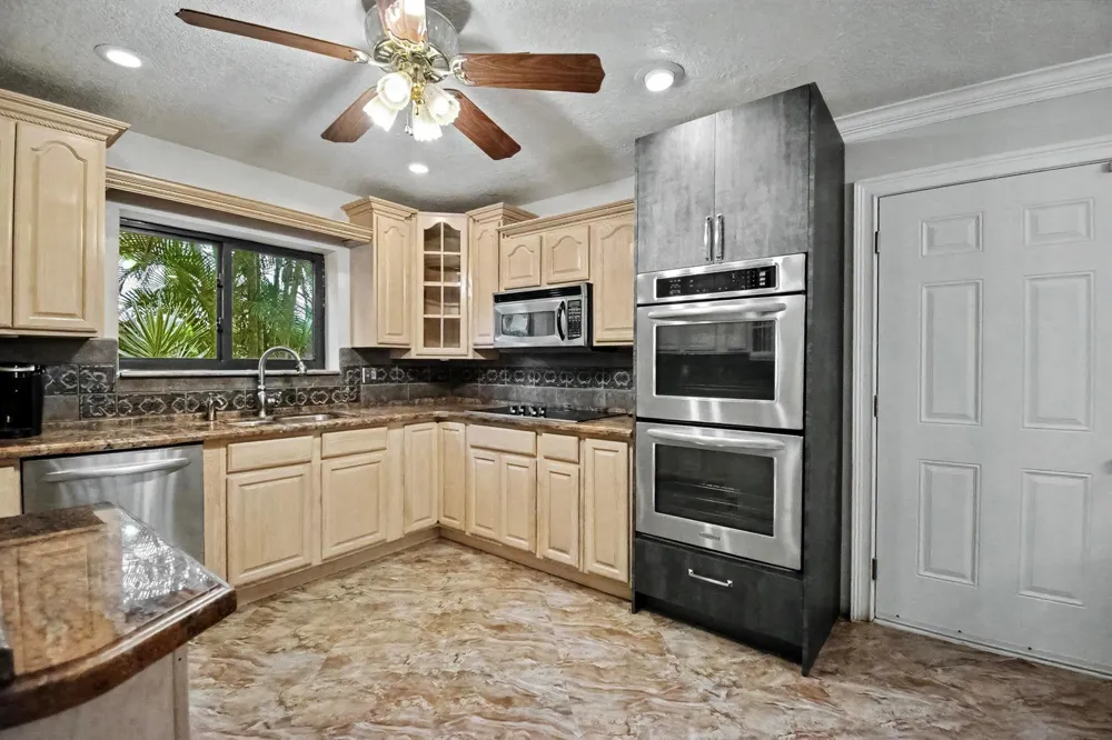 9708 Erica Court Boca Raton, FL 33496