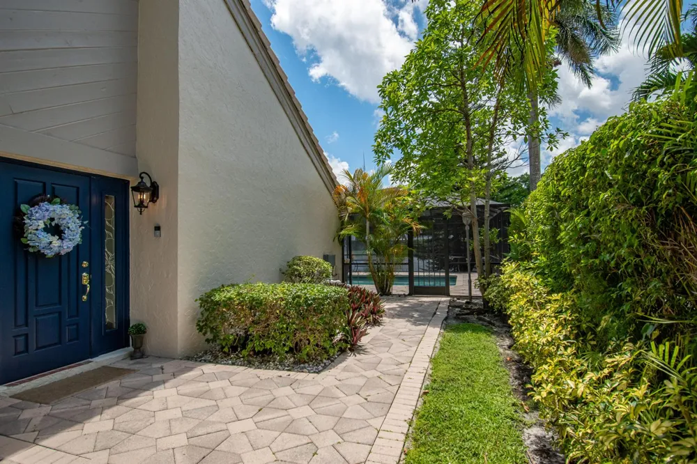 9708 Erica Court Boca Raton, FL 33496