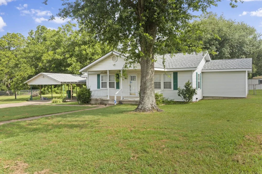 117 Moore Drive Palestine, TX 75801