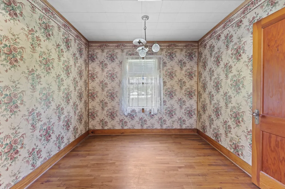 117 Moore Drive Palestine, TX 75801