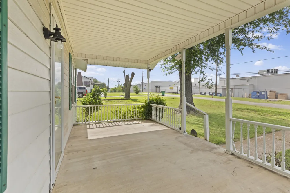 117 Moore Drive Palestine, TX 75801