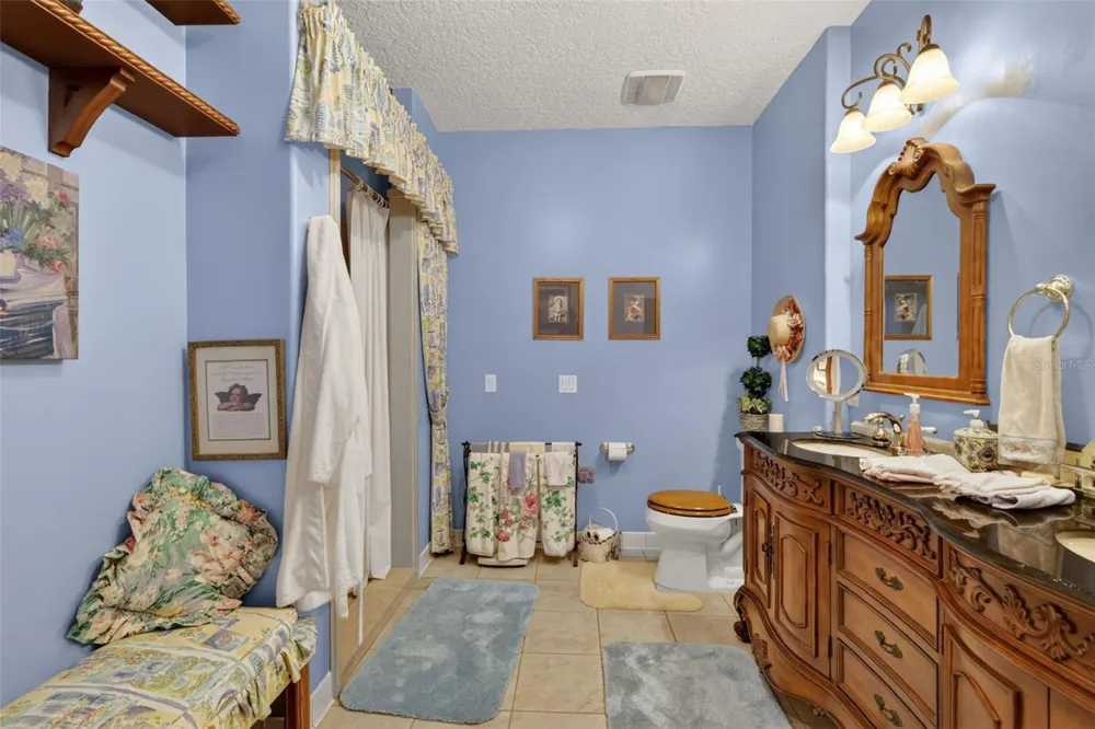 17269 SE 260TH AVENUE ROAD Umatilla, FL 32784