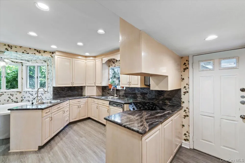 8507 Avon Street Jamaica Estates, NY 11432