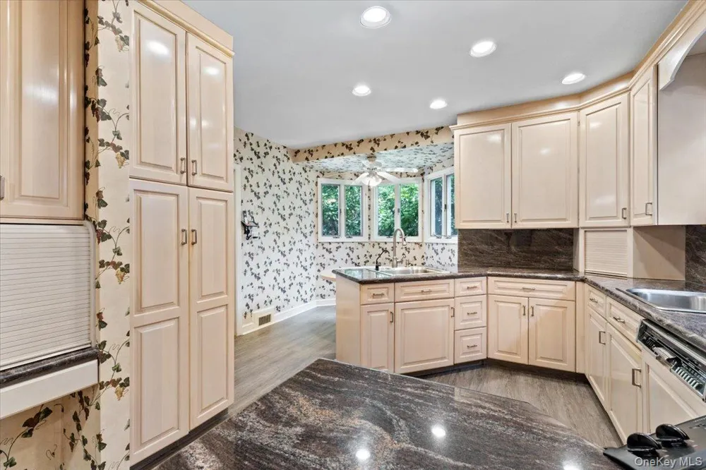 8507 Avon Street Jamaica Estates, NY 11432