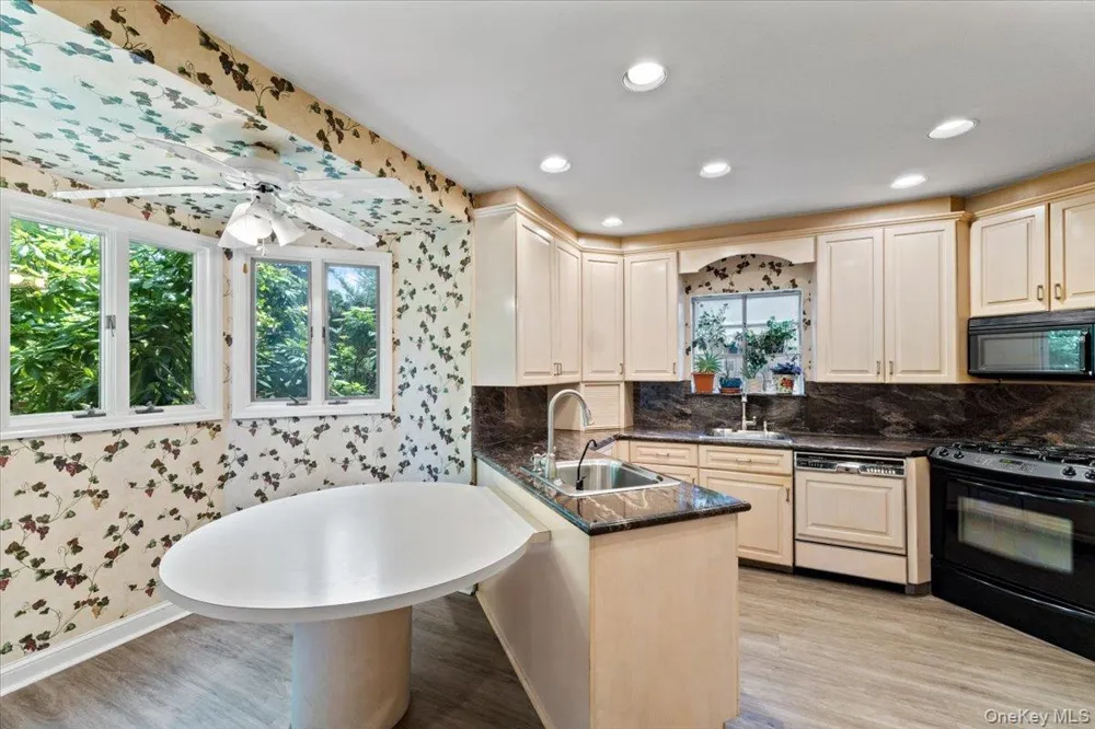 8507 Avon Street Jamaica Estates, NY 11432