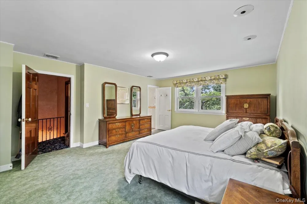 8507 Avon Street Jamaica Estates, NY 11432