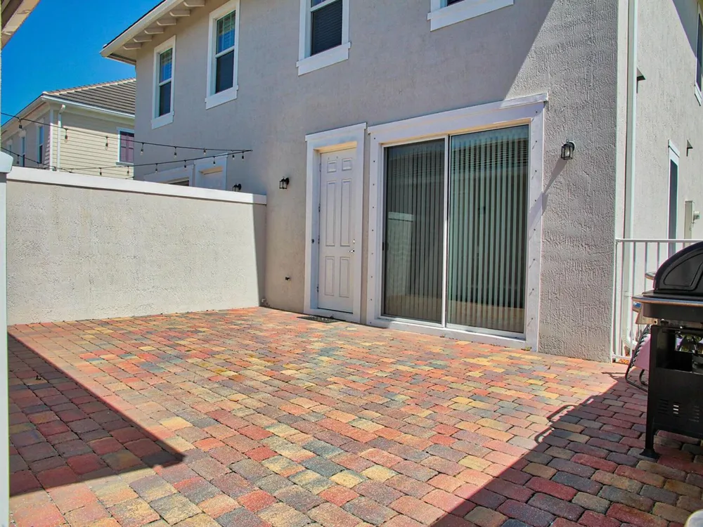 2758 Avalon Way Jupiter, FL 33458