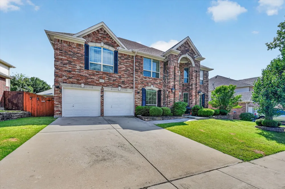 8332 Summer Park Drive Fort Worth, TX 76123