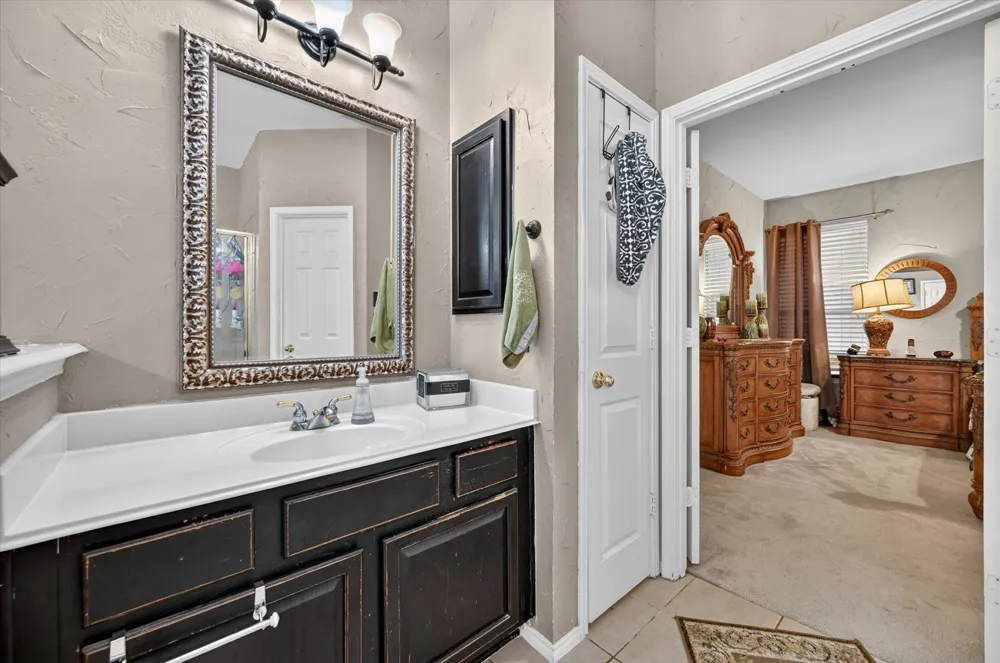 8332 Summer Park Drive Fort Worth, TX 76123