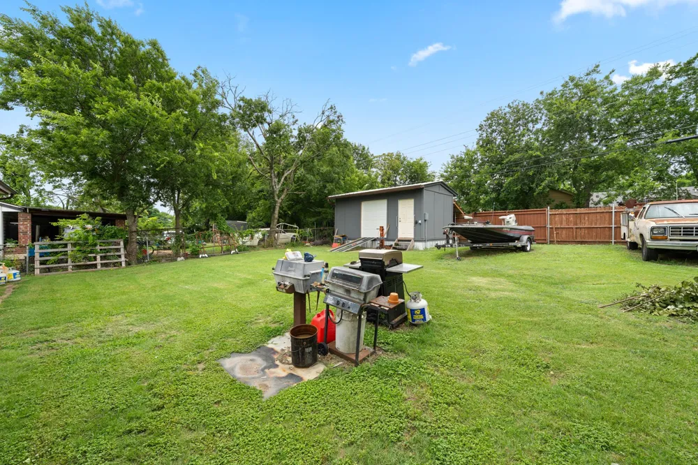 546 Sun Valley Drive Duncanville, TX 75116
