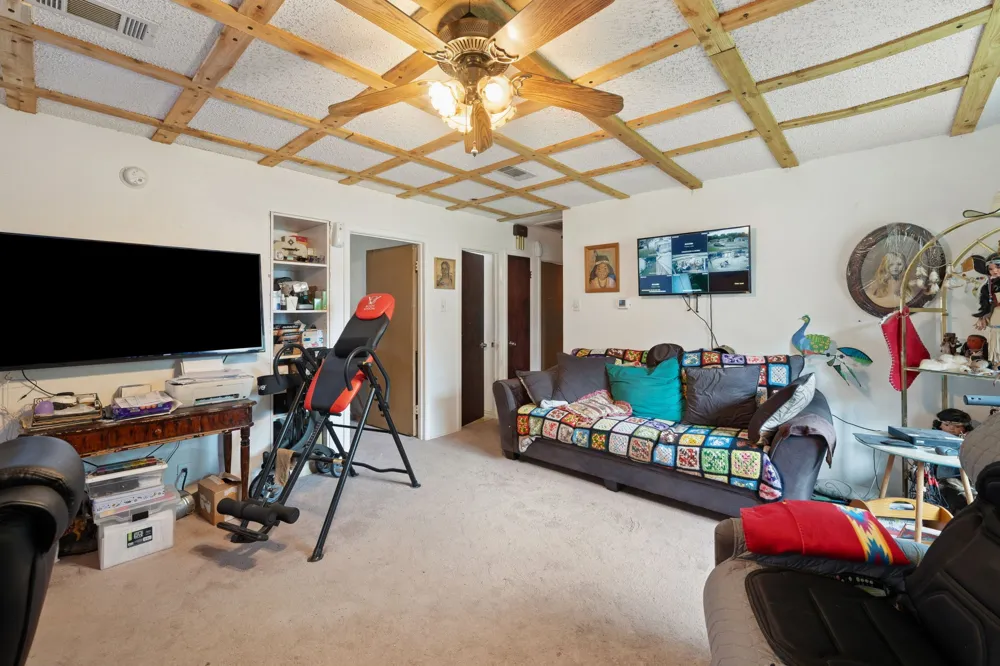 546 Sun Valley Drive Duncanville, TX 75116