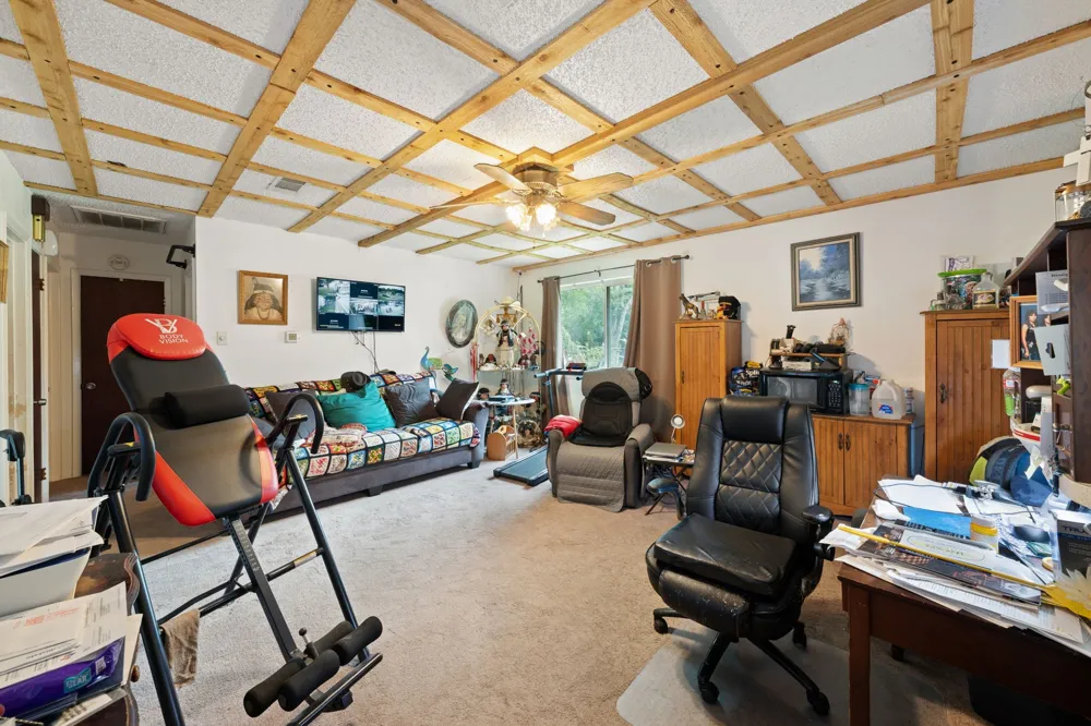 546 Sun Valley Drive Duncanville, TX 75116
