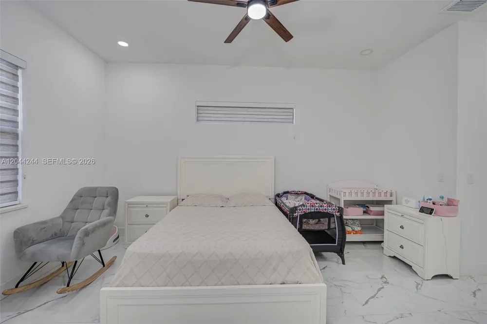 7834 14TH PL La Belle, FL 33935