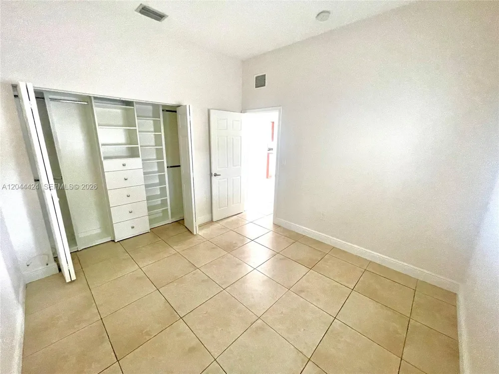 2487 W 5th Ct #Front Hialeah, FL 33010