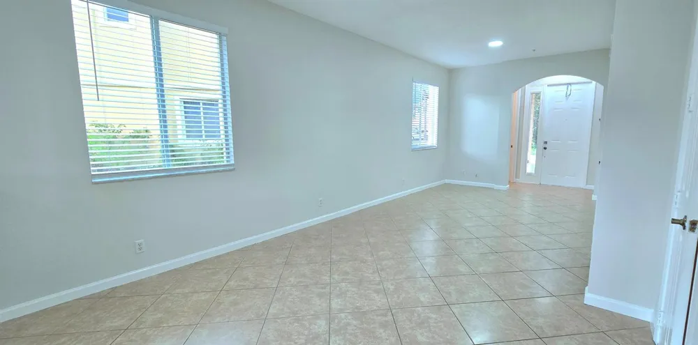 4305 Coventry Pointe Way Lake Worth, FL 33461