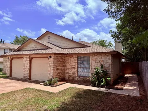 405 Parkhill Cove