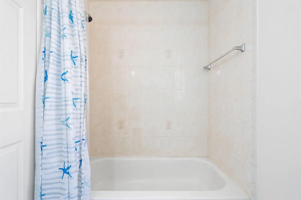 8520 NW 139th Terrace #1602 Miami Lakes, FL 33016