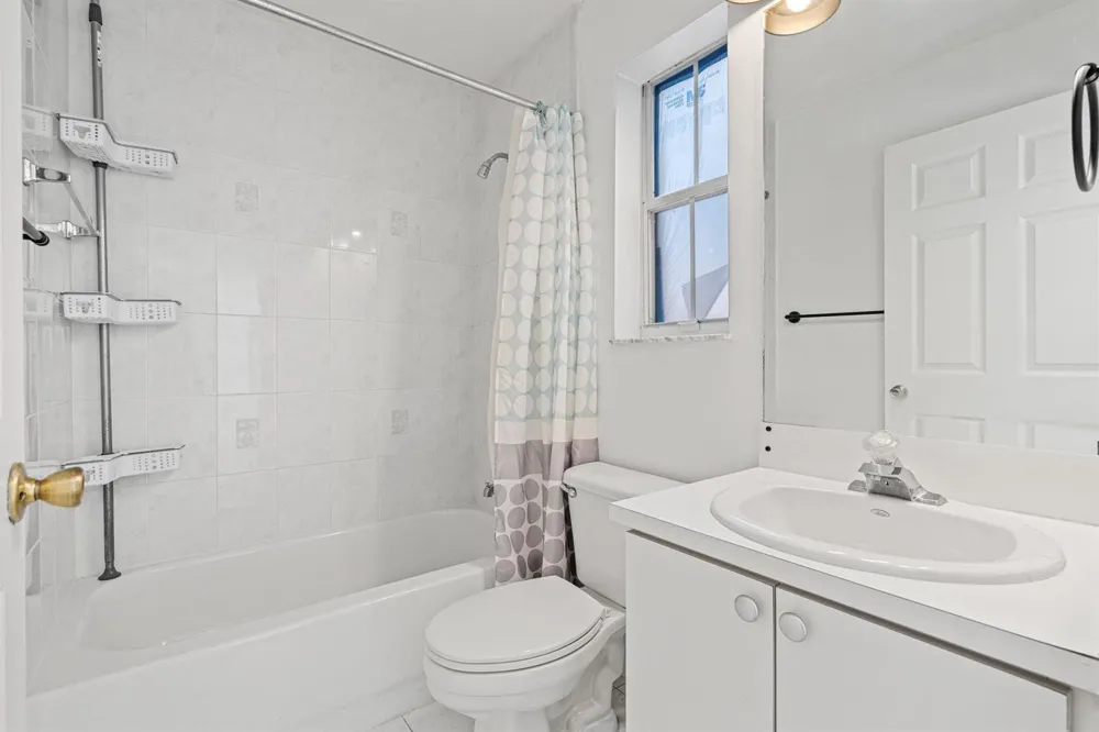 8520 NW 139th Terrace #1602 Miami Lakes, FL 33016