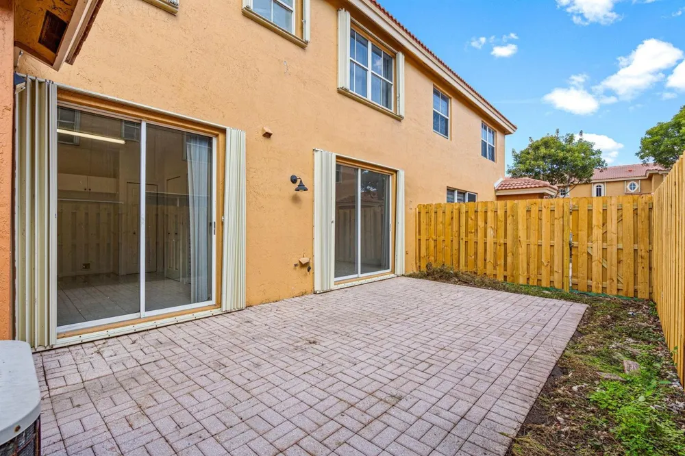 8520 NW 139th Terrace #1602 Miami Lakes, FL 33016