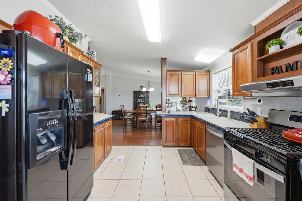 3844 Highway 36 Bellville, TX 77418