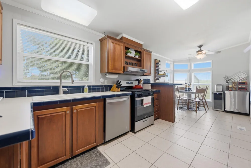 3844 Highway 36 Bellville, TX 77418