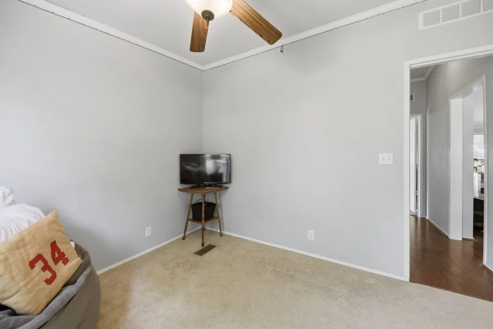 3844 Highway 36 Bellville, TX 77418