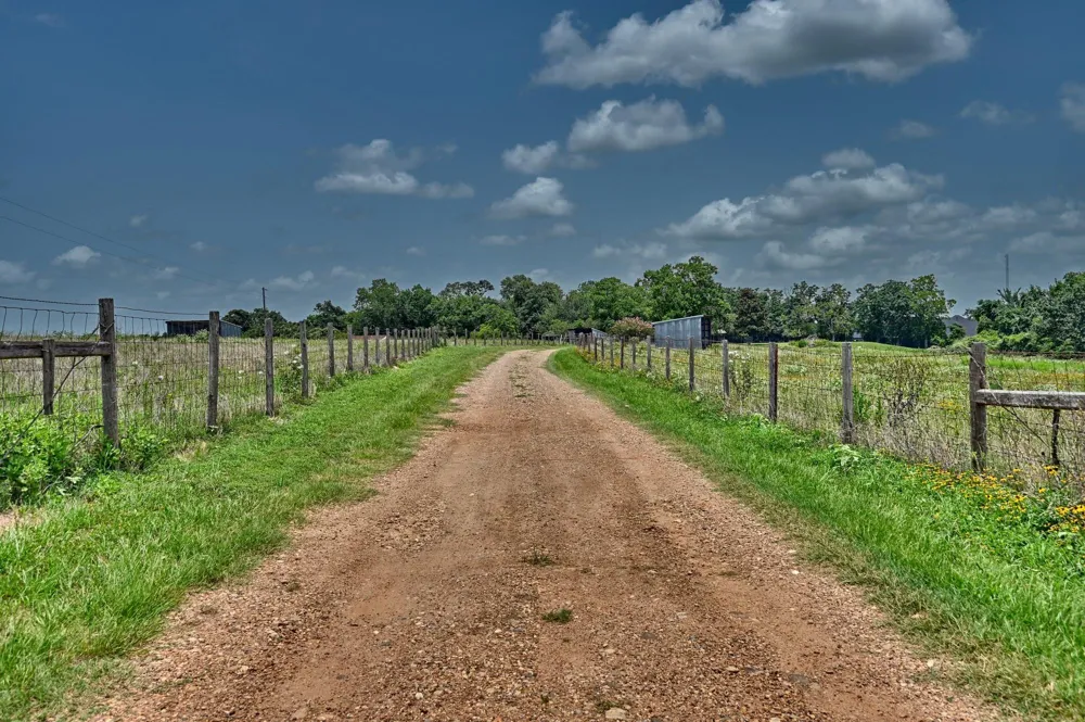 3844 Highway 36 Bellville, TX 77418