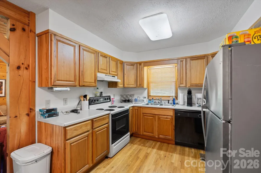 1194 Palmer Road Mill Spring, NC 28756