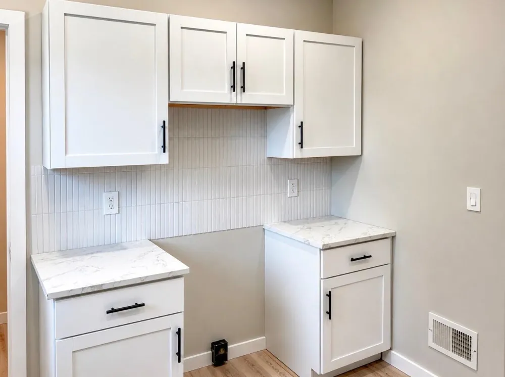 1027 Broadway Benton Harbor City, MI 49022
