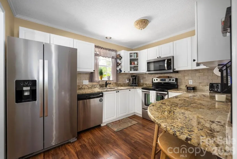 7734 Red Robin Trail Denver, NC 28037