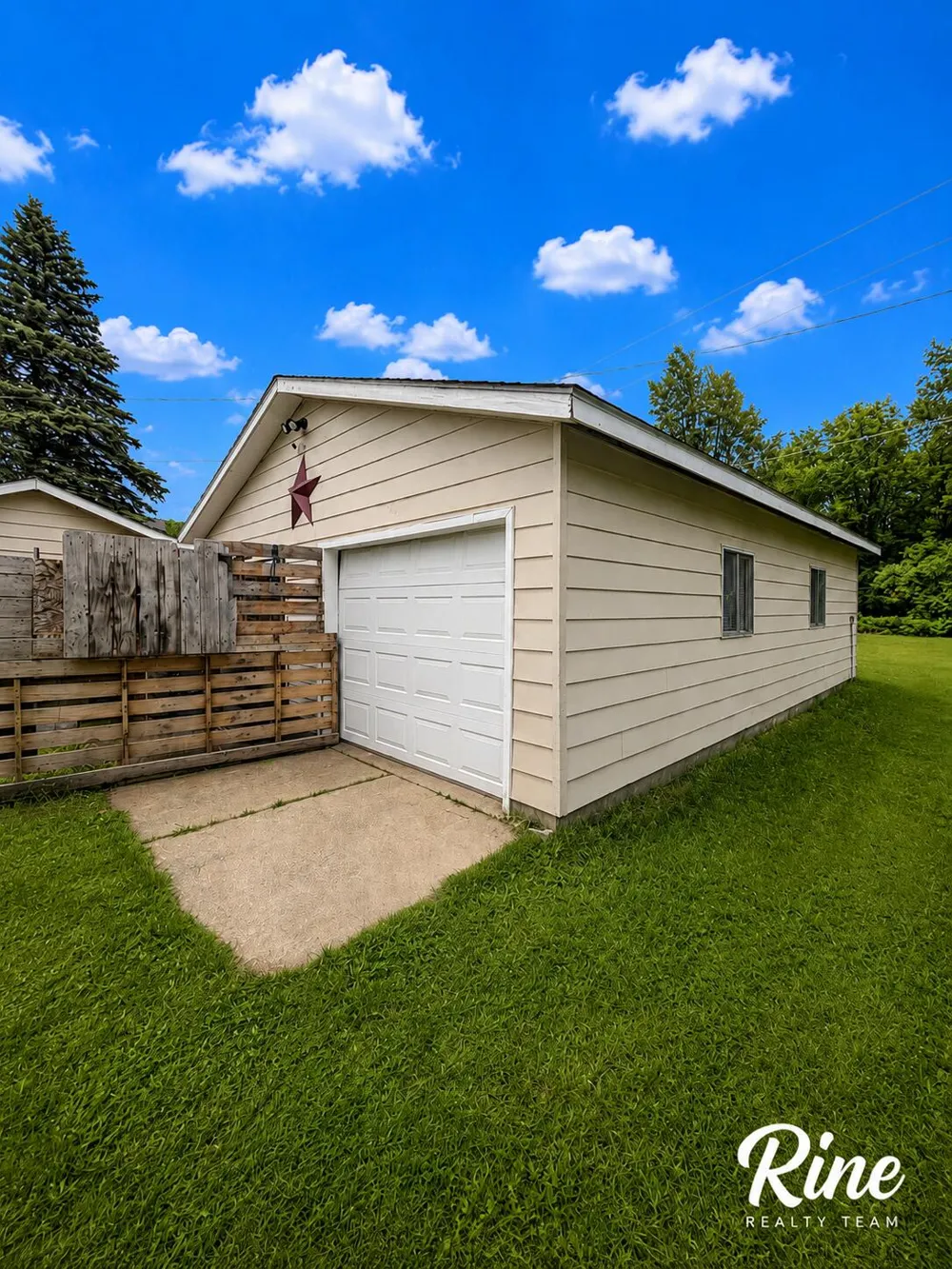 1684 Colwood Road Almer Township, MI 48723