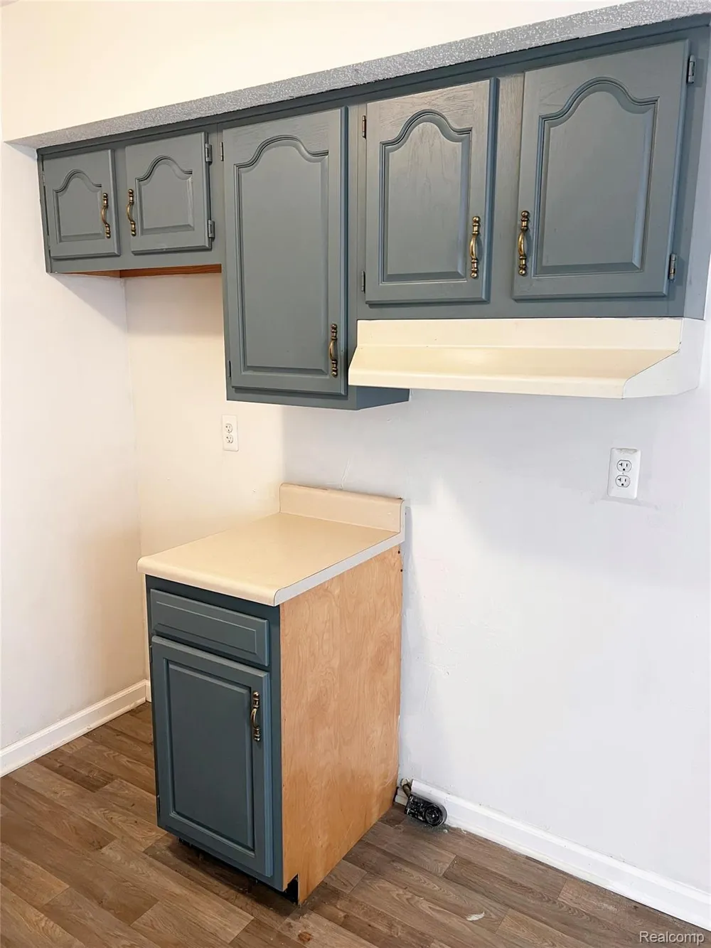 25709 Salem #74 Roseville City, MI 48088