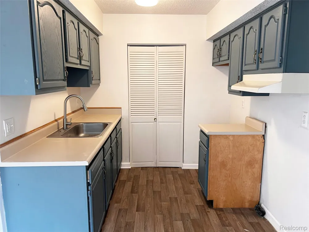 25709 Salem #74 Roseville City, MI 48088